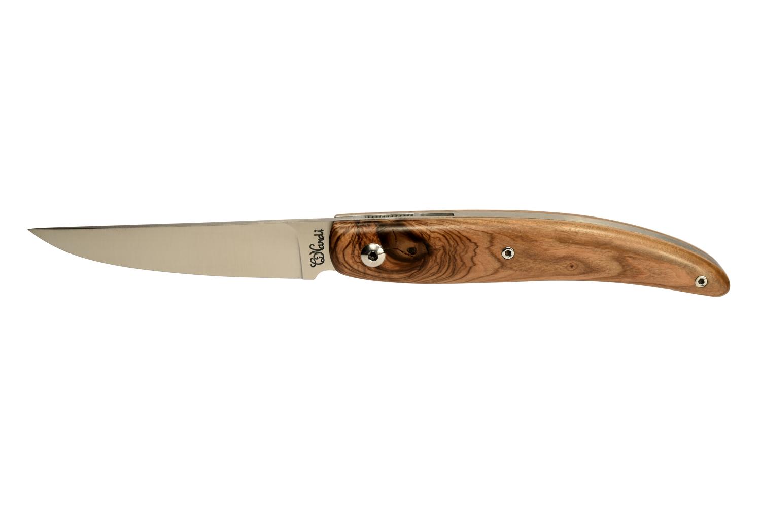 Couteau de poche Lépinin
en 12cm en bois d'olivier Méditerranéen